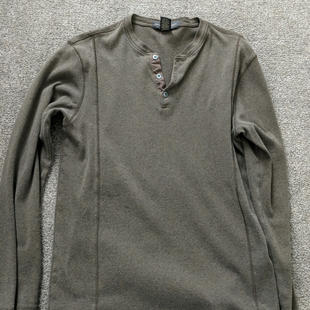 EUC! Mens banana republic 3 button long sleeve